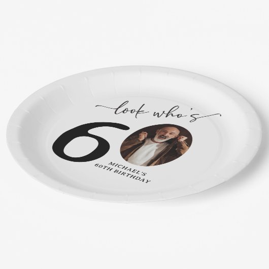 Assiettes En Carton Look Who's 60! Modern Photo 60th Birthday (Angle)