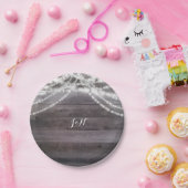 Assiettes En Carton Lumières à cordes blanches & Bois rustique (Fête)