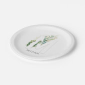 Assiettes En Carton M Monogram Gold Greenery Feuilles Nom élégant (Angle)