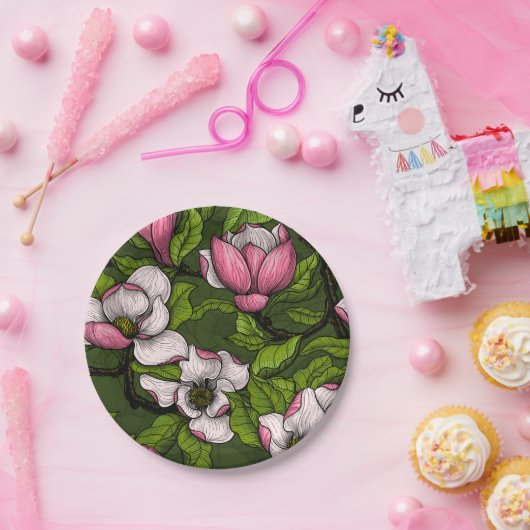 Assiettes En Carton Magnolia en floraison sur vert foncé (Fête)