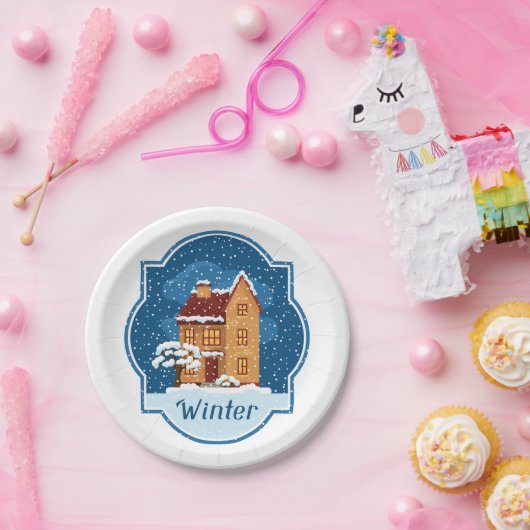 Assiettes En Carton Maison D'Hiver Dans La Neige (Fête)
