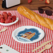 Assiettes En Carton Maison D'Hiver Dans La Neige