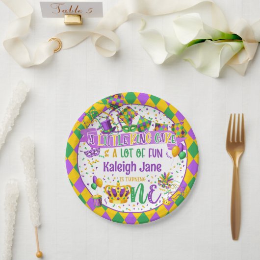 Assiettes En Carton Mardi Gras 1er anniversaire (King Cake & Fun) (Mariage)