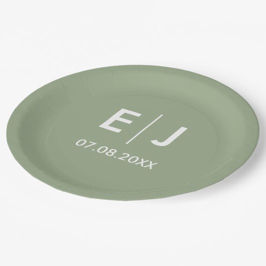 Assiettes En Carton Mariage de monogramme vert et blanc Sage (Angle)
