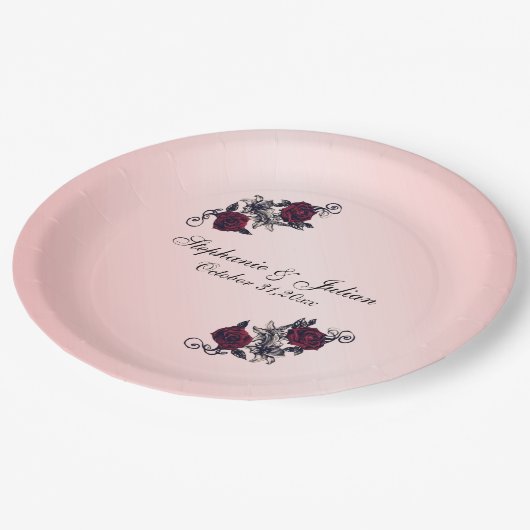 Assiettes En Carton Mariage gothique de rose rouge (Angle)