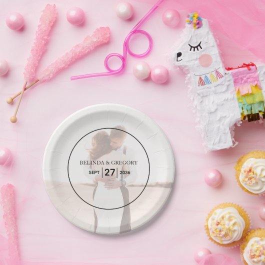 Assiettes En Carton Mariage photo simple et élégant (Fête)