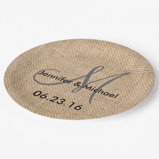 Assiettes En Carton Mariage Rustique Burlap Nom du monogramme Date (Angle)