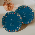 Assiettes En Carton Marine Blisser Boho Fleur sauvage Mariage Cake<br><div class="desc">Cette magnifique plaque de mariage boho fleur sauvage marine est parfaite pour une réception de mariage rustique. Le design est composé de fleurs sauvages de prairie roses, violettes, rousses, jaunes, bleues poussiéreuses, rouges, bordeaux, assemblées dans un motif floral transparent et délicieux, évoquant la beauté naturelle. Faites-le vous-même en ajoutant les...</div>