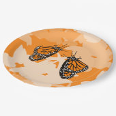 Assiettes En Carton Mignons Papillons Monarque Orange Jouant (Angle)