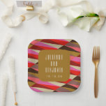 Assiettes En Carton Moderne Elégant Art Déco Mariage géométrique perso<br><div class="desc">Faites de votre événement un événement hors du commun grâce à ces assiettes en papier chic et personnalisables ! Affichant un design géométrique audacieux dans des tons vifs de rose, d'or et de marron, ces assiettes apportent style et personnalité à toute célébration. Personnalisez-les avec des noms et une date spéciale...</div>