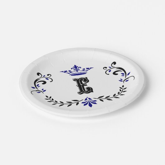 Assiettes En Carton Monogramme de couronne 'E' (Angle)