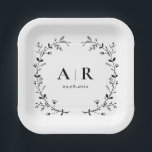 Assiettes En Carton Monogramme de mariage à motif de vigne, Initiales<br><div class="desc">Cette vigne sinueuse fait une déclaration élégante pour votre mariage. Vous pouvez personnaliser avec vos informations et modifier le libellé pour l'adapter à votre événement.</div>