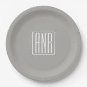 Assiettes En Carton Monogramme initial | Blanc sur gris clair (Devant)