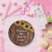 Assiettes En Carton Monogramme Mariage de tournesol en bois rustique e (Fête)