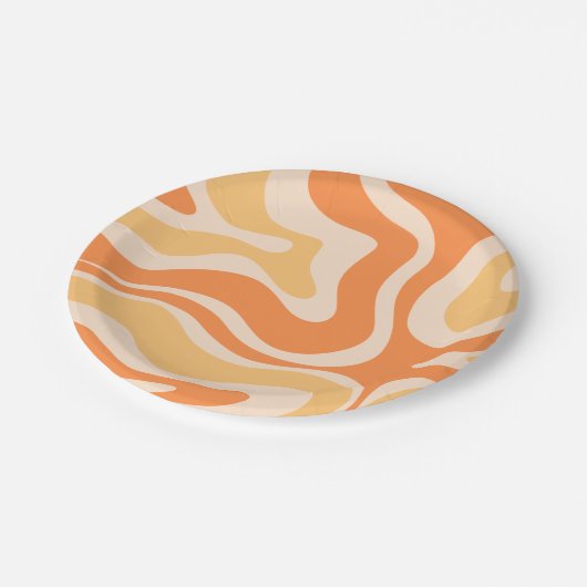 Assiettes En Carton Motif Abstrait Retro Liquid Swirl dans Soft Orange (Angle)
