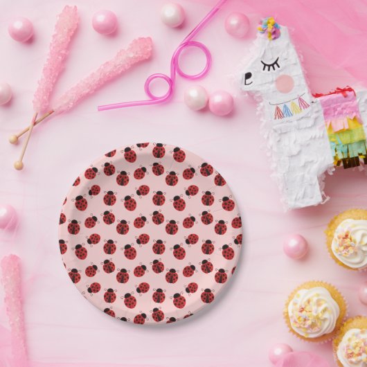 Assiettes En Carton Motif Whimsical Ladybug sur rose (Fête)