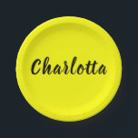Assiettes En Carton Nom de personnalisation noir | Couleur jaune néon<br><div class="desc">Plaques en papier gras avec un nom noir personnalisé sur un arrière - plan jaune néon frappant. Parfait pour les fêtes,  les événements et les célébrations qui ont besoin d'une touche dynamique.</div>