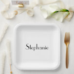 Assiettes En Carton Nom Monogram Modèle noir blanc personnalisé<br><div class="desc">Conçu avec le modèle texte pour le nom monogramme et élégant arrière - plan deux tons en noir et blanc,  il est idéal pour des occasions comme mariages,  douche nuptiale,  anniversaires,  anniversaire,  Noël,  vacances,  etc. Vous pouvez modifier la couleur arrière - plan comme vous le souhaitez.</div>
