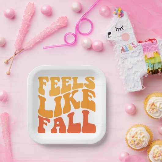 Assiettes En Carton On A L'Impression D'Une Chute (Fête)