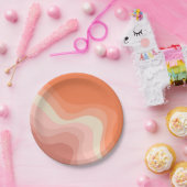 Assiettes En Carton Ondes de style rétro rose et orange (Fête)