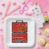 Assiettes En Carton Outils Dans Une Boîte À Outils (Fête)