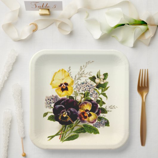 Assiettes En Carton Pansies classiques (Mariage)