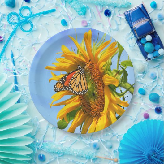 Assiettes En Carton Papillon monarque sur un tournesol (Fête)