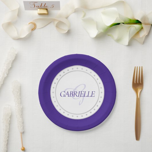 Assiettes En Carton Parti pourpre | Nom de script chic Royal Ultra Vio (Mariage)