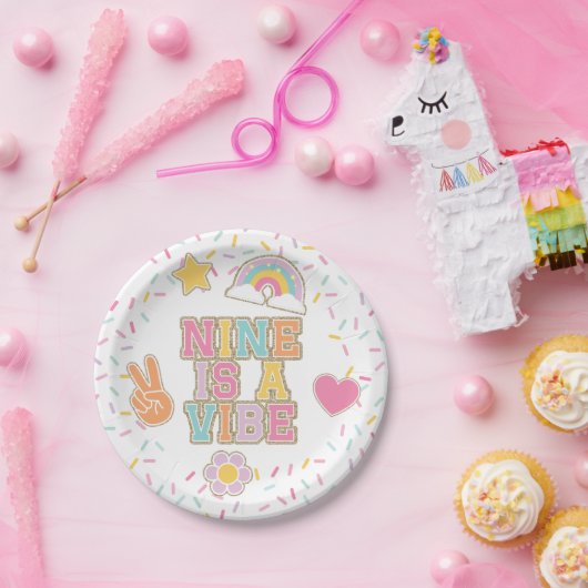 Assiettes En Carton Patch Preppy Nine est un Vibe 9e anniversaire (Fête)