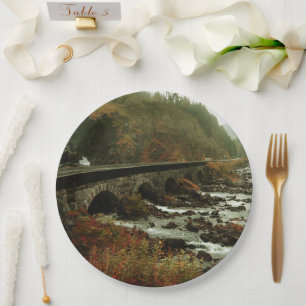 Assiettes En Carton Paysage forestier et fluvial d'automne