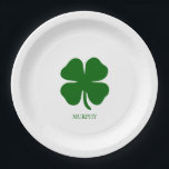 Assiettes En Carton Personalized Green Clover<br><div class="desc">Simple Irish Four Leaf Clover Emerald Green Shamrock Design - Customize it with your own personalized names, words, colors! Celebrate good luck in style with this personalized Four Leaf Clover Design! Featuring a minimalist design with a simple yet modern touch, this mug can be customized with or without your name...</div>