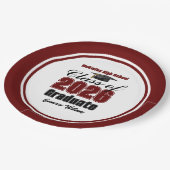 Assiettes En Carton Personalized Maroon Class of 2026 Graduation Party (Angle)