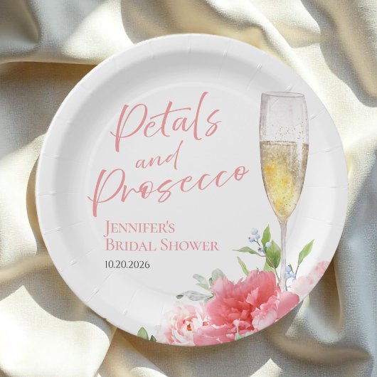 Assiettes En Carton Pétales et Prosecco | Réception de mariage dans un