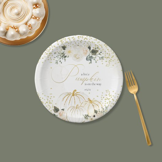 Assiettes En Carton Petit Citrouille Sur Le Chemin De Plaque De Papier