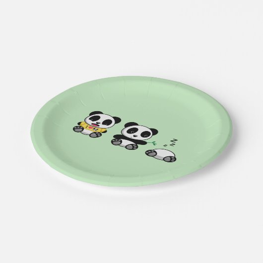 Assiettes En Carton Petites pandas mignonnes sur vert (Angle)