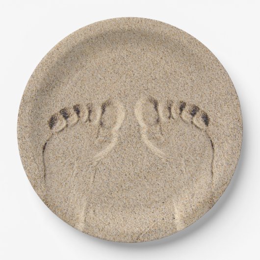 Assiettes En Carton Pieds Nus Dans Le Sable (Devant)