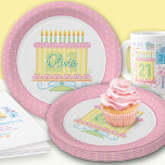 Assiettes En Carton Pink Yellow 21st Birthday Nom du gâteau<br><div class="desc">Une jolie plaque de fête en papier féminine avec le numéro personnalisé 21 sur un gâteau d'anniversaire jaune et pour n'importe quel 21ème anniversaire. Rendez-le personnel en ajoutant le nom de la fille d'anniversaire.</div>