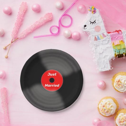 Assiettes En Carton Plaques de papier journal mariées (Fête)