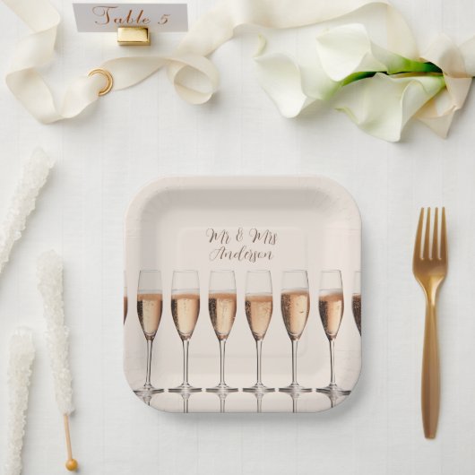 Assiettes En Carton Plaques mariages rangée de lunettes de champagne r (Mariage)