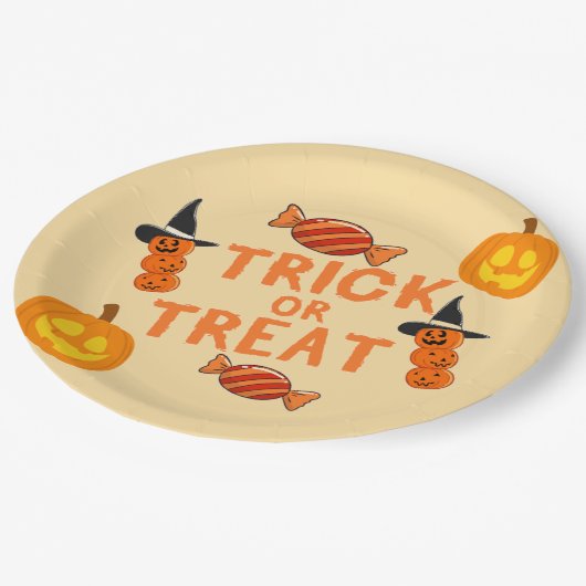Assiettes En Carton Plaques papier Halloween "Trick or Treat" avec pom (Angle)