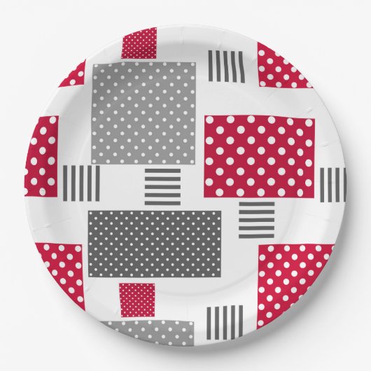 Assiettes En Carton Pneuka rouge gris patchwork sur arrière - plan bla (Devant)