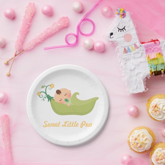 Assiettes En Carton Pois doux dans des approvisionnements d'une partie (Fête)