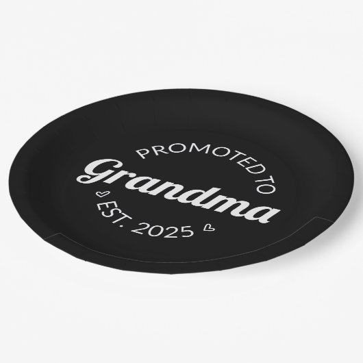 Assiettes En Carton Promu À Grand-Mère Est. 2025 I (Angle)