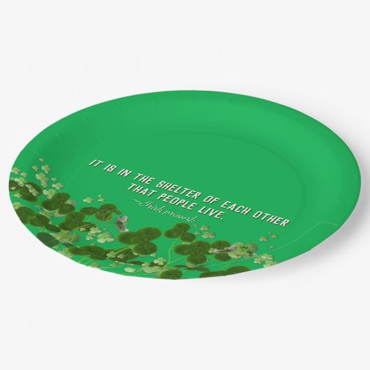 Assiettes En Carton proverbe irlandais avec shamrock (Angle)