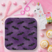 ASSIETTES EN CARTON PURPLE AVEC DES BATS HALLOWEEN NOIR (Fête)