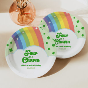 Assiettes En Carton Quatre Est Un Charme Arc-en-Ciel 4ème Anniversaire