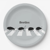 Assiettes En Carton Quatre scarabées marchant à travers un passage (Devant)