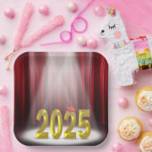 Assiettes En Carton Red and Gold 2025 Graduation in Spotlight (Fête)