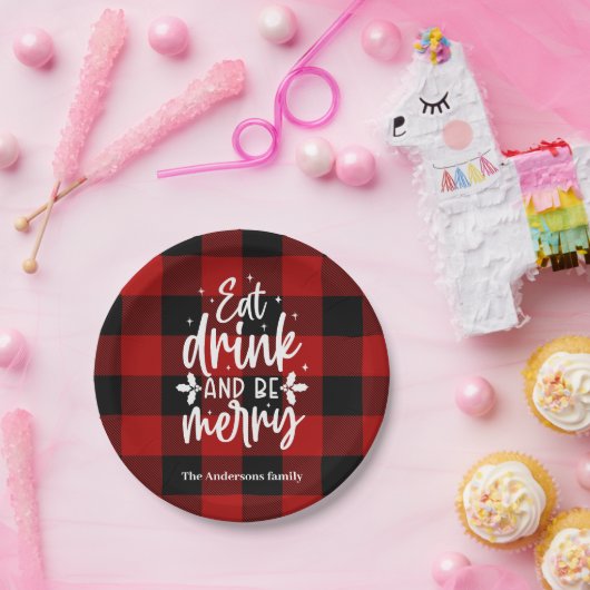 Assiettes En Carton Red Buffalo Plaid “Eat, Drink & Be Merry” (Fête)