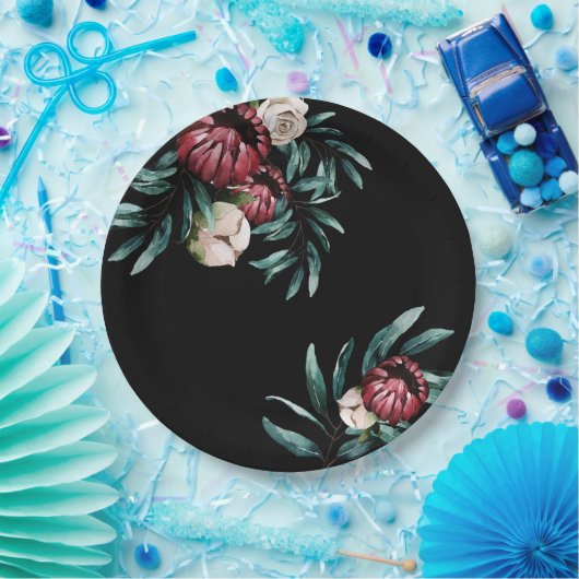 Assiettes En Carton Red Roses Arrière - plan noir élégant Script (Fête)